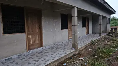 Akim Oda MCE Bungalow - colonnaded veranda