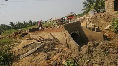 Culvert at Mallam Abotare - culvert works in progress