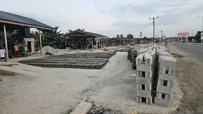 Production yard frontage